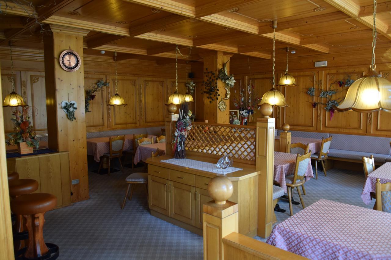 Hotel Alpenrose Alleghe Ngoại thất bức ảnh