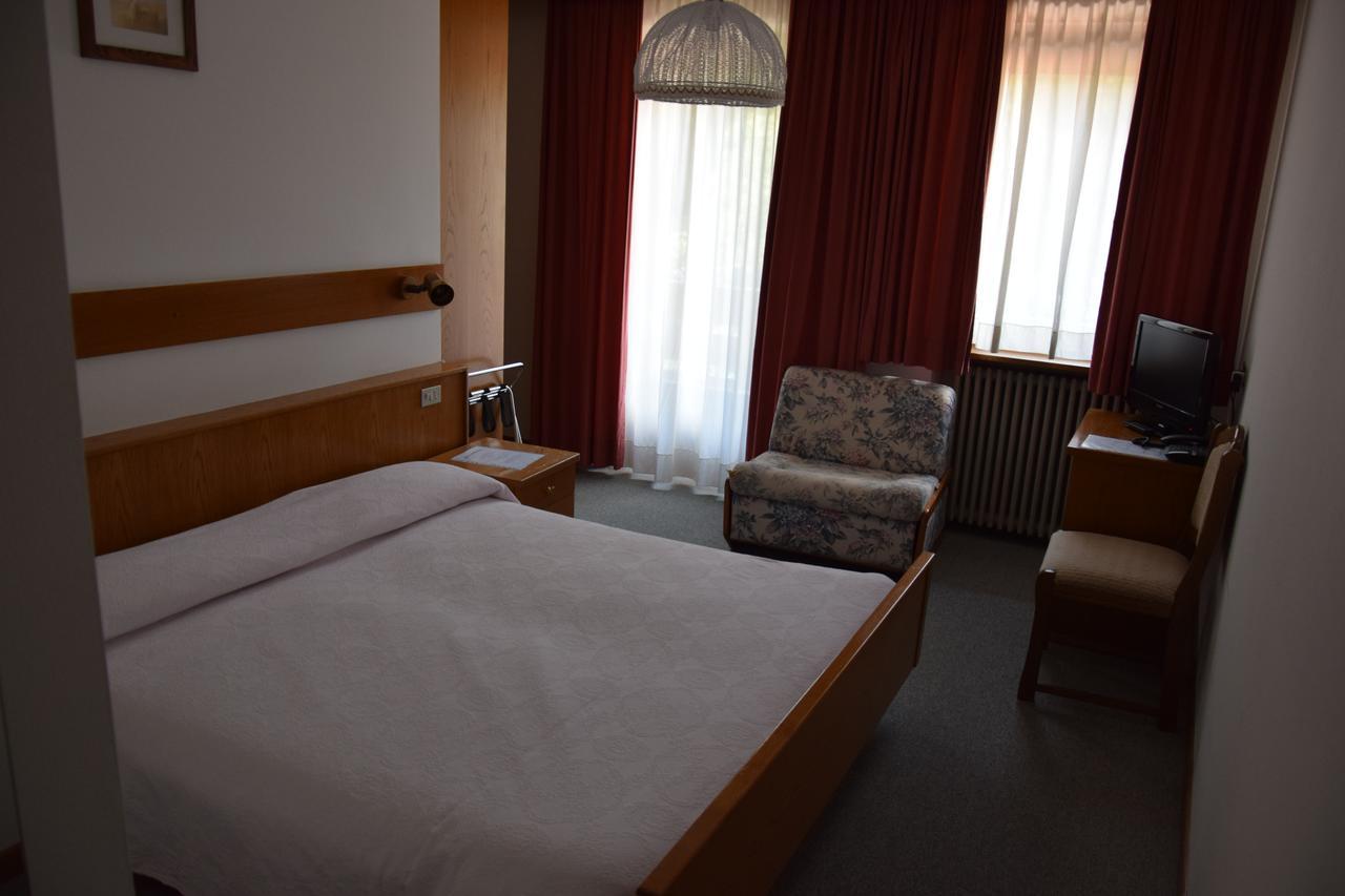 Hotel Alpenrose Alleghe Ngoại thất bức ảnh
