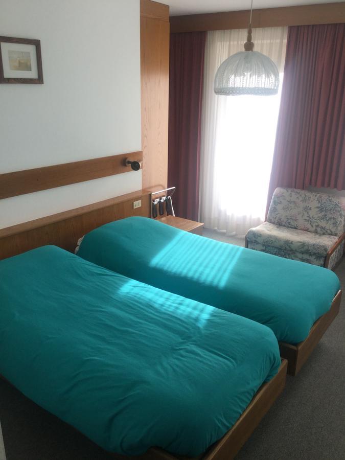 Hotel Alpenrose Alleghe Ngoại thất bức ảnh